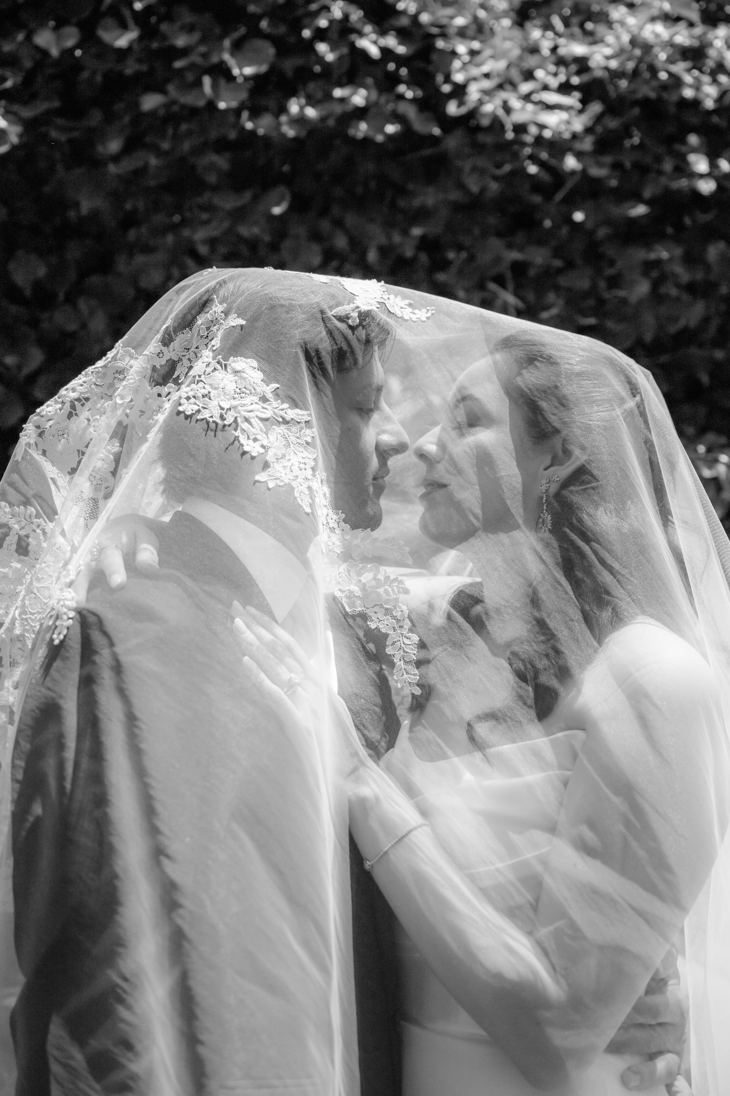 Black and white wedding photograph by Aly Zamora